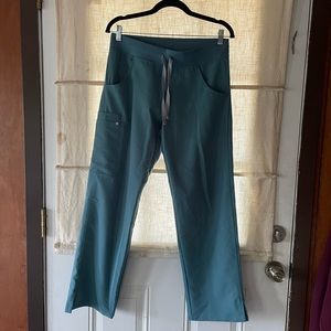 NWOT Fig Hydrogreen Kade scrub pants small petite